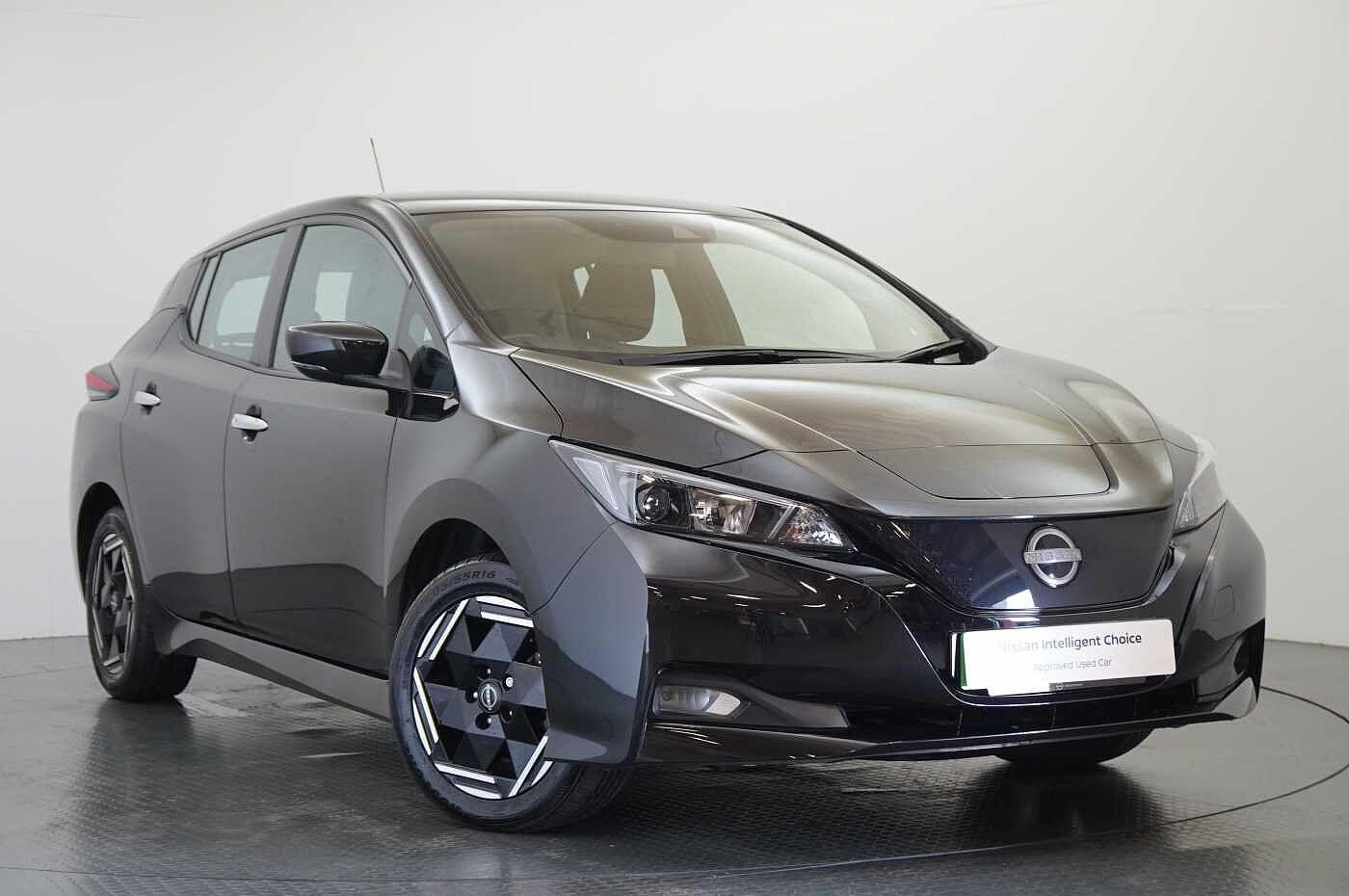 Main listing image - Nissan Leaf