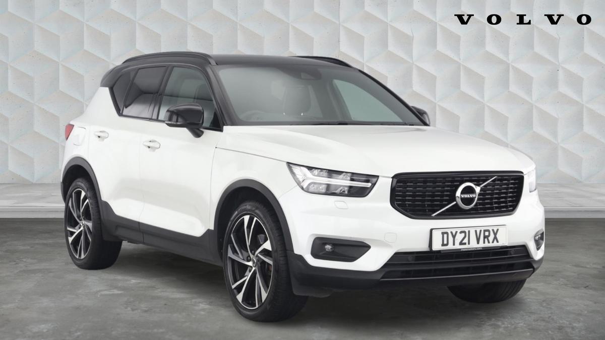 Main listing image - Volvo XC40