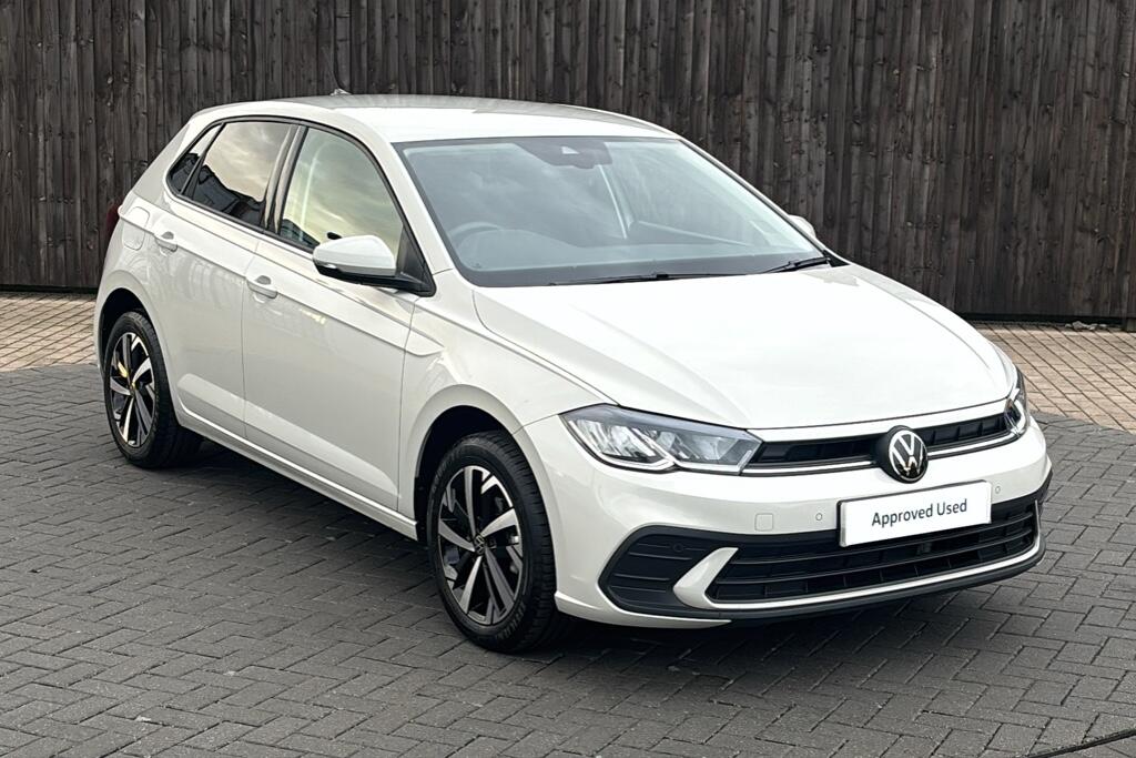 Main listing image - Volkswagen Polo