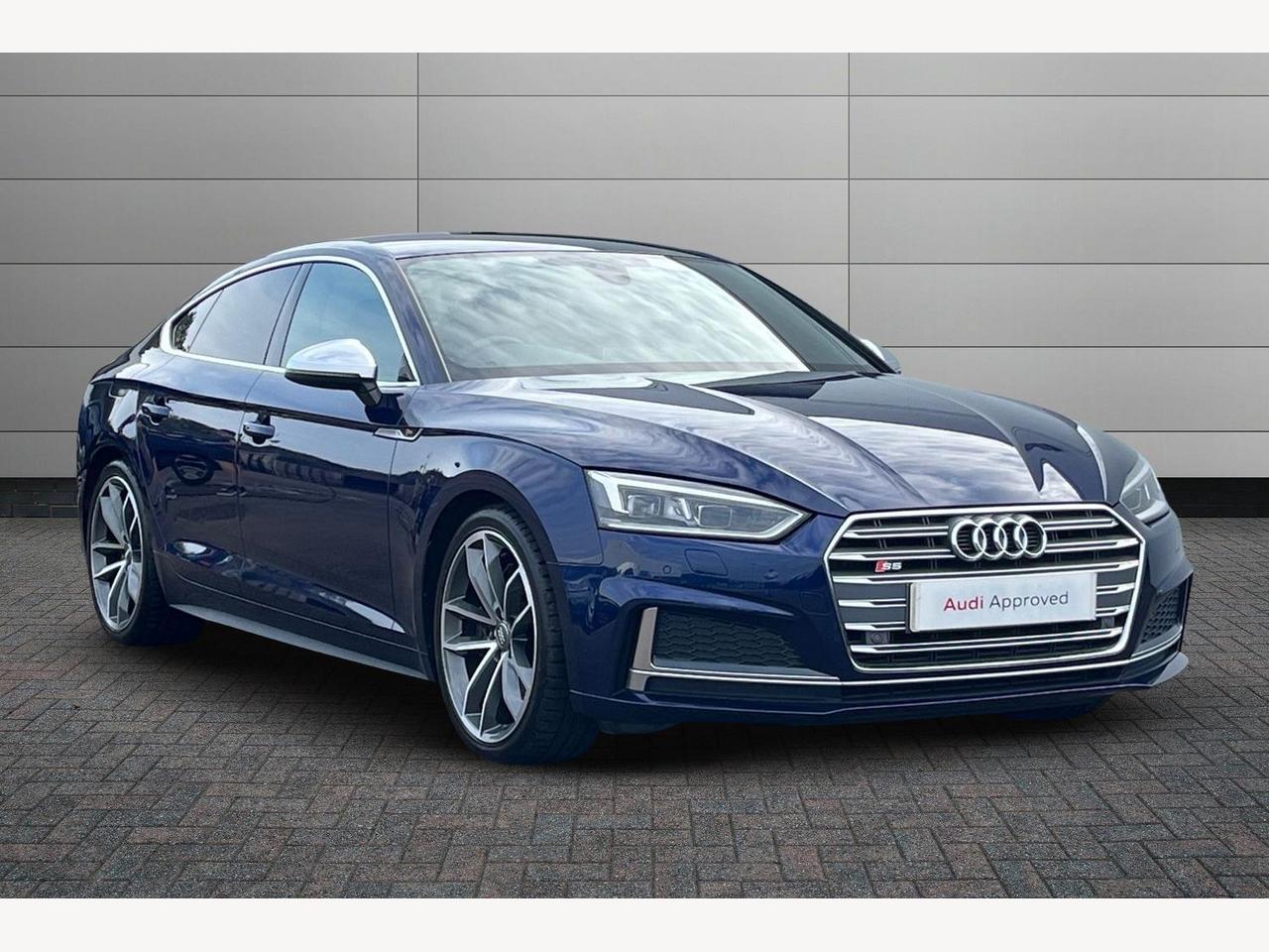 Main listing image - Audi S5