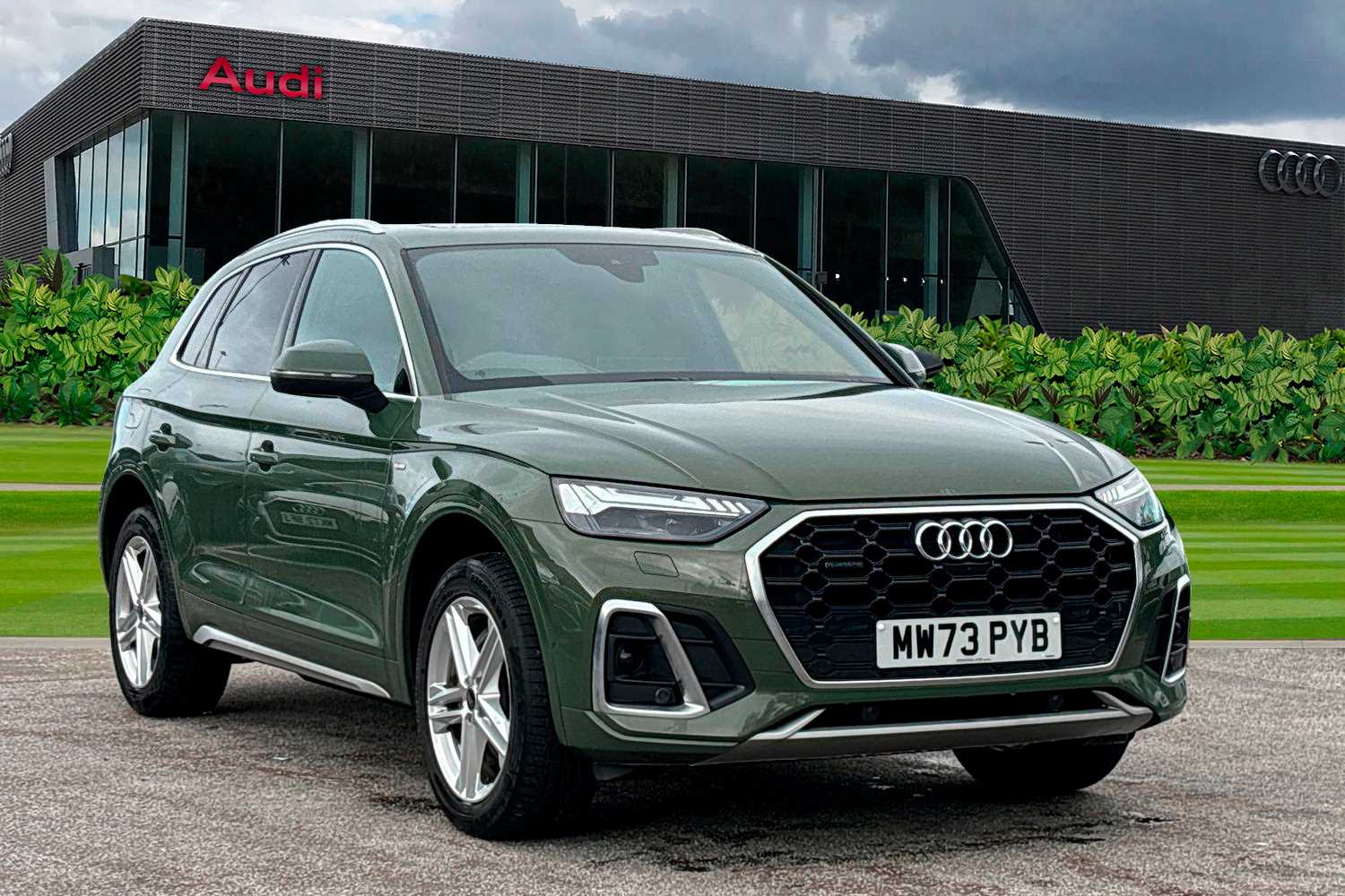 Main listing image - Audi Q5