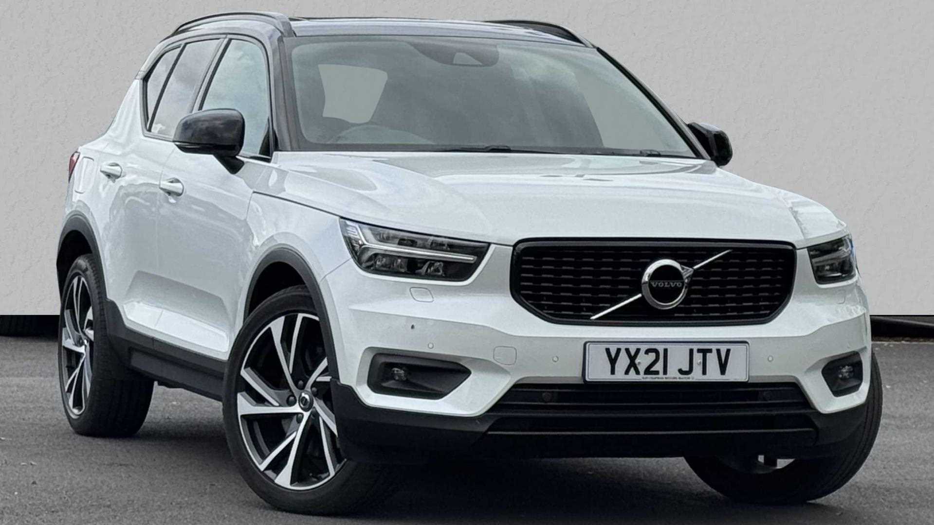 Main listing image - Volvo XC40 Recharge