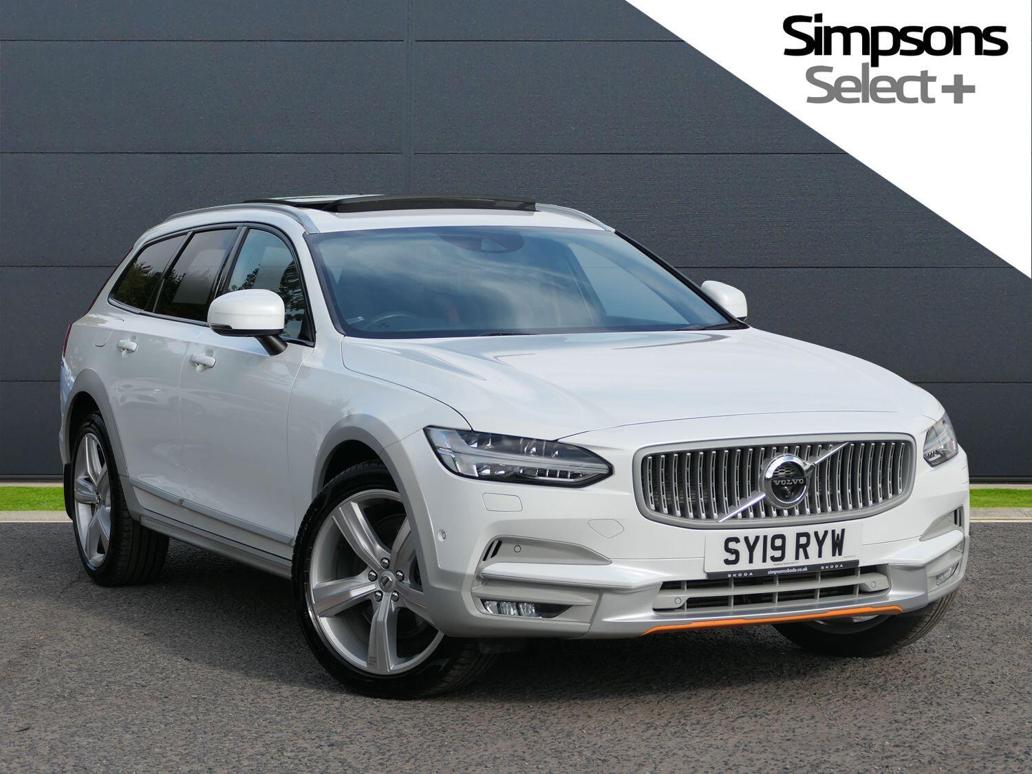 Main listing image - Volvo V90 Cross Country