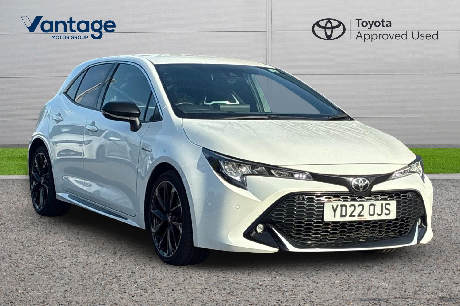 Main listing image - Toyota Corolla