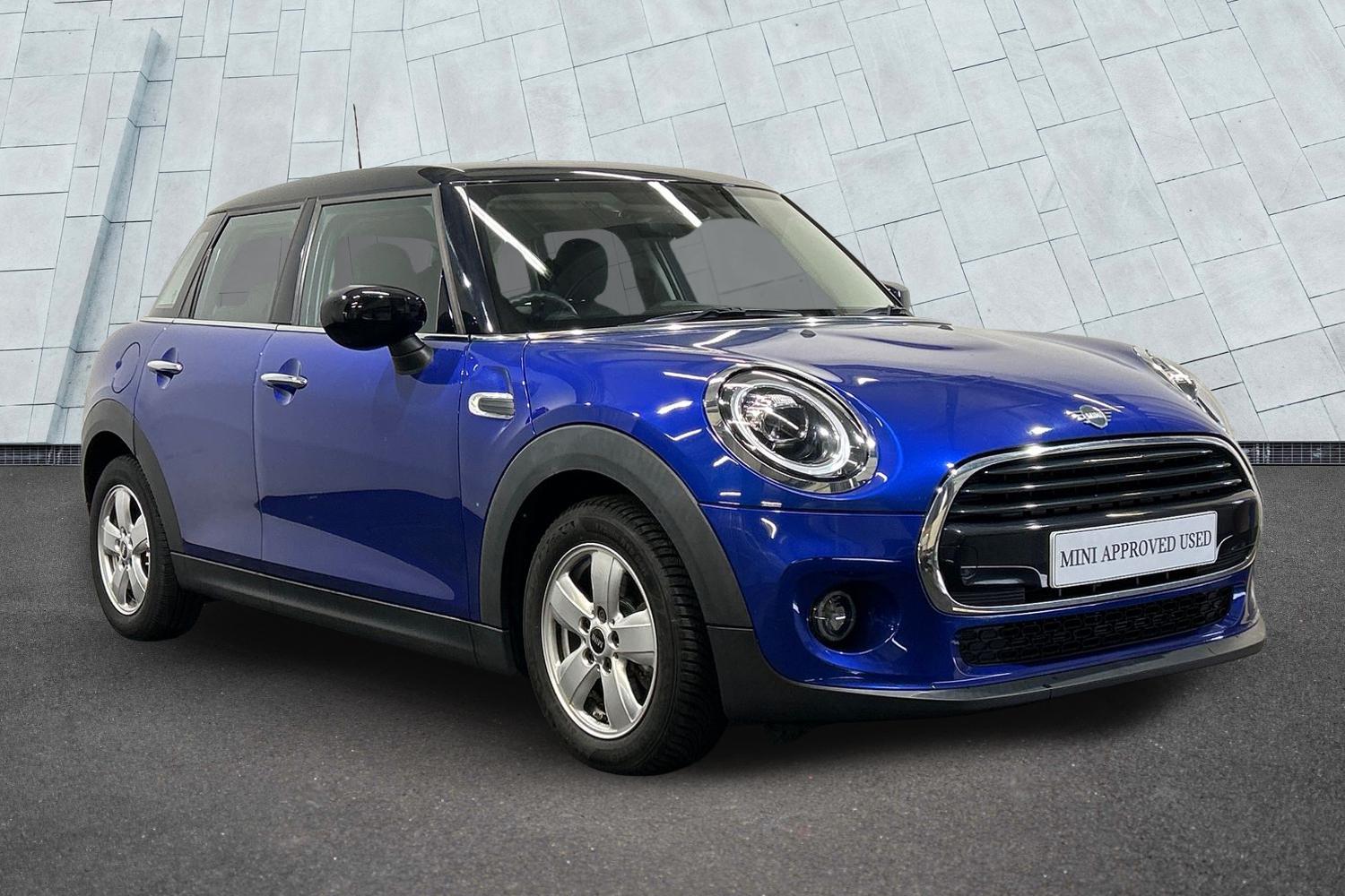Main listing image - MINI Hatchback 5dr