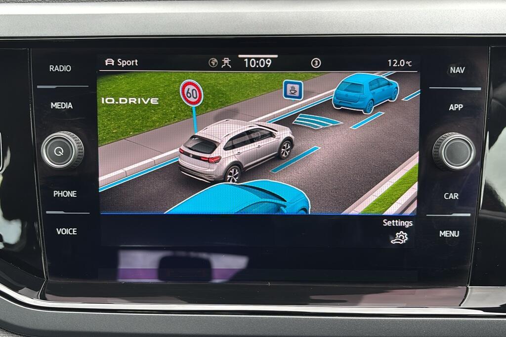 Main listing image - Volkswagen Taigo