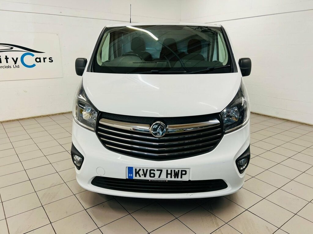 Main listing image - Vauxhall Vivaro