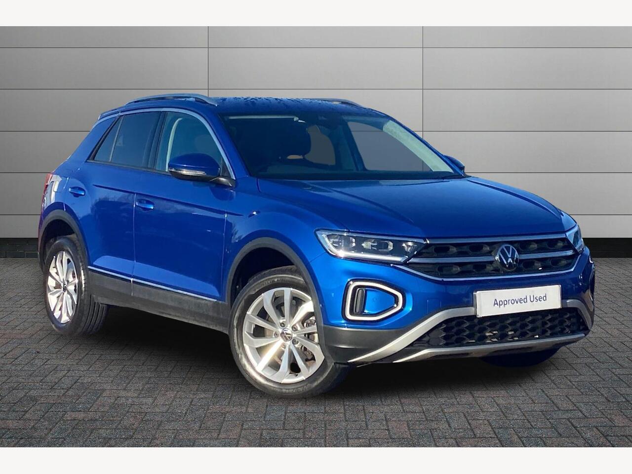 Main listing image - Volkswagen T-Roc