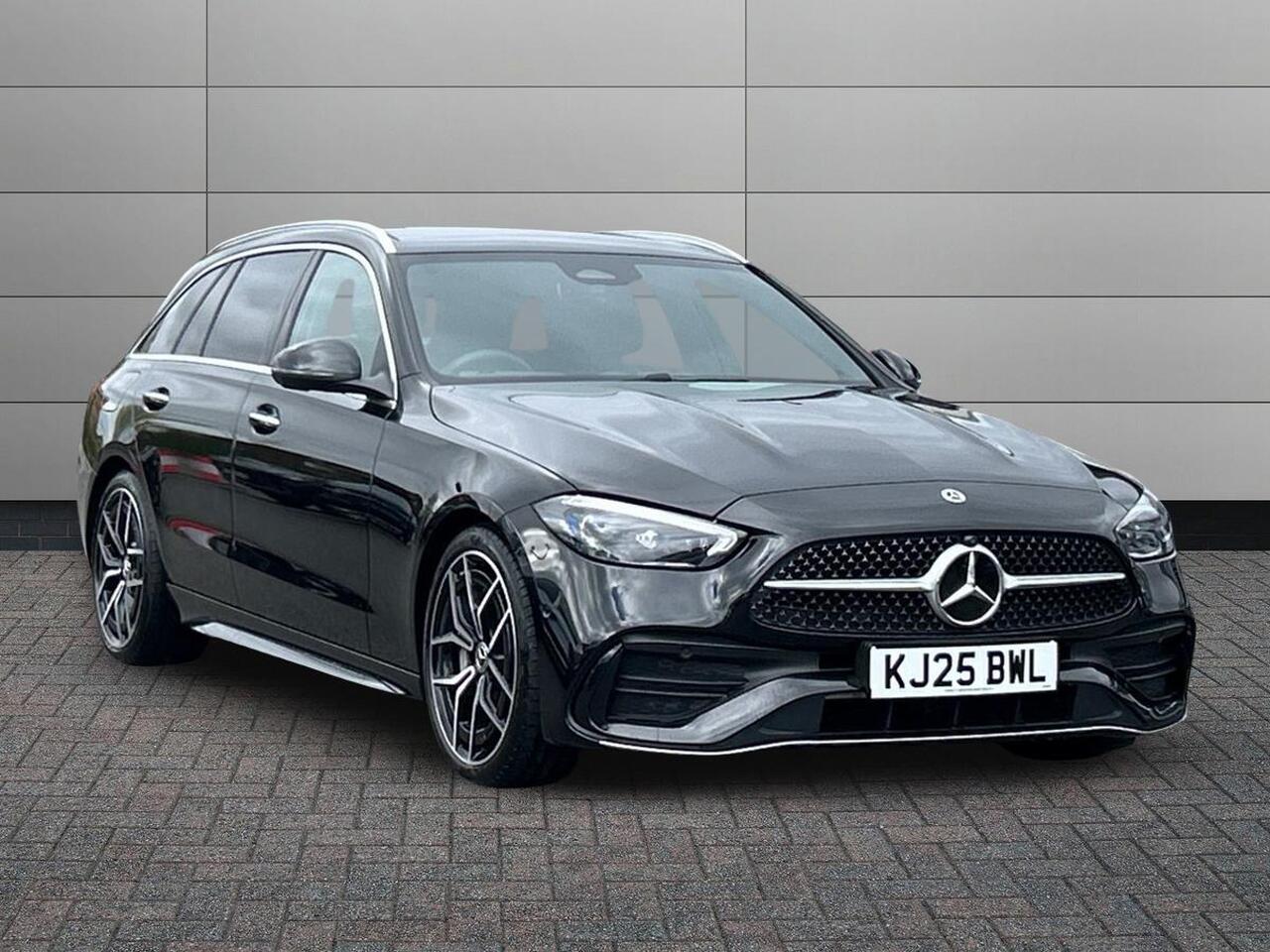 Main listing image - Mercedes-Benz C-Class Estate