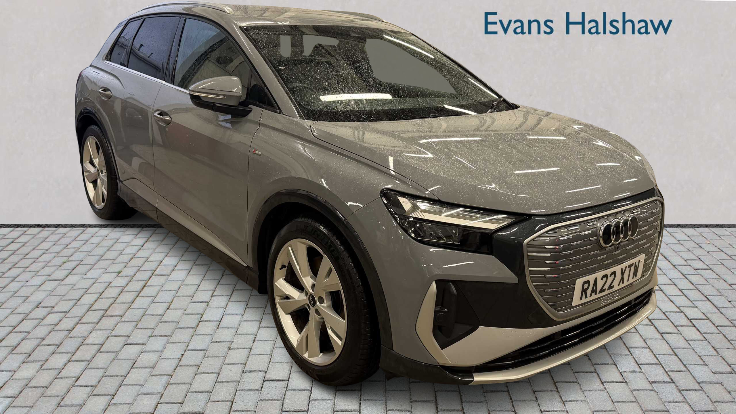 Main listing image - Audi Q4