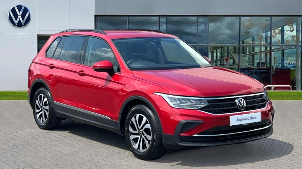 Main listing image - Volkswagen Tiguan