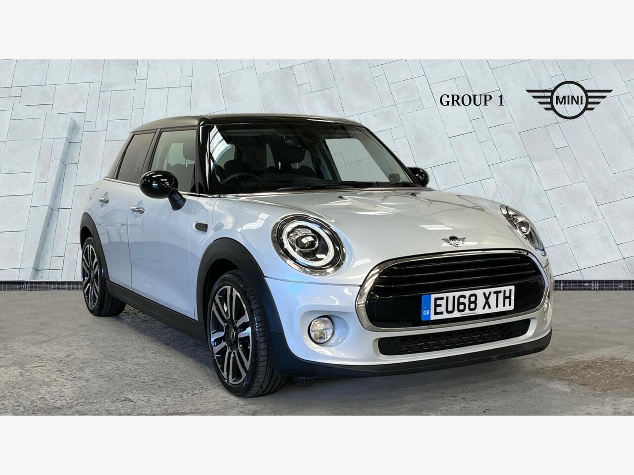 Main listing image - MINI Hatchback 5dr