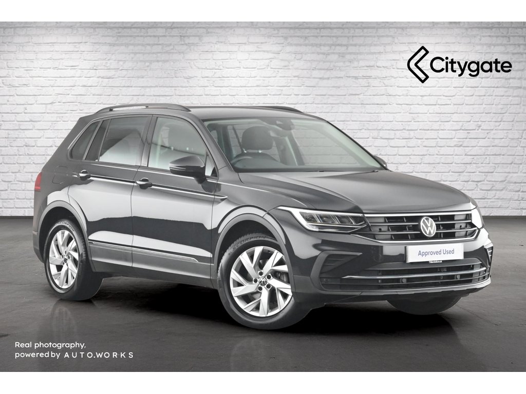 Main listing image - Volkswagen Tiguan