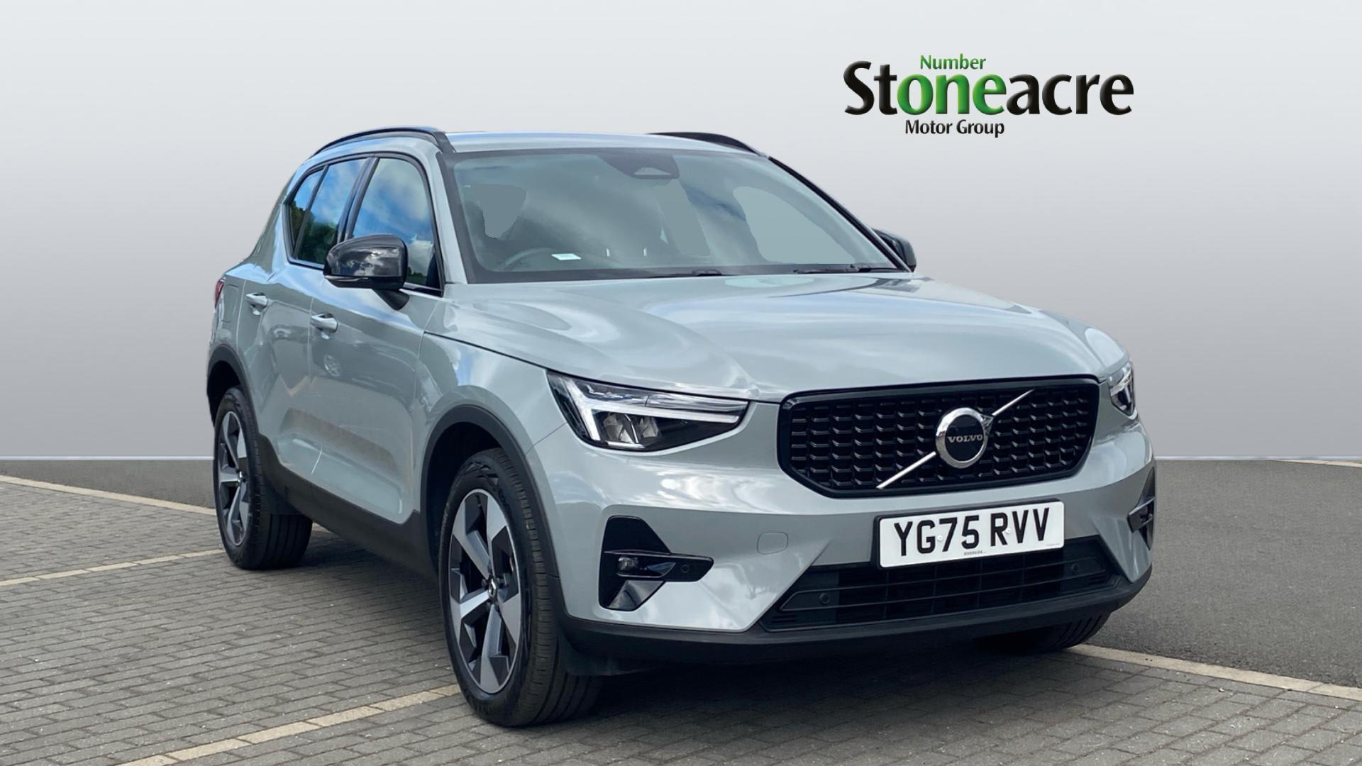 Main listing image - Volvo XC40