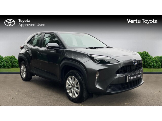 Main listing image - Toyota Yaris Cross