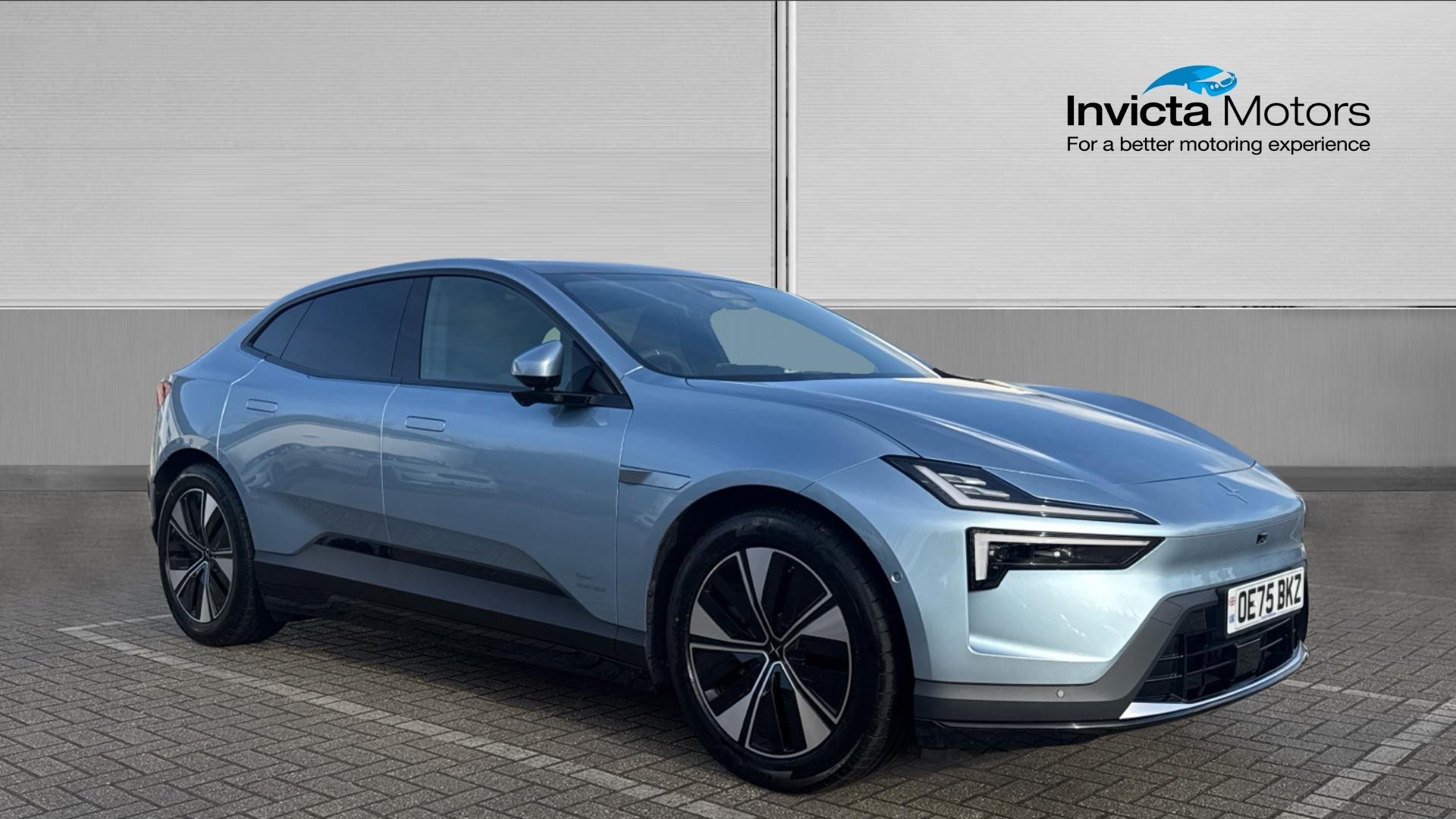 Main listing image - Polestar 4