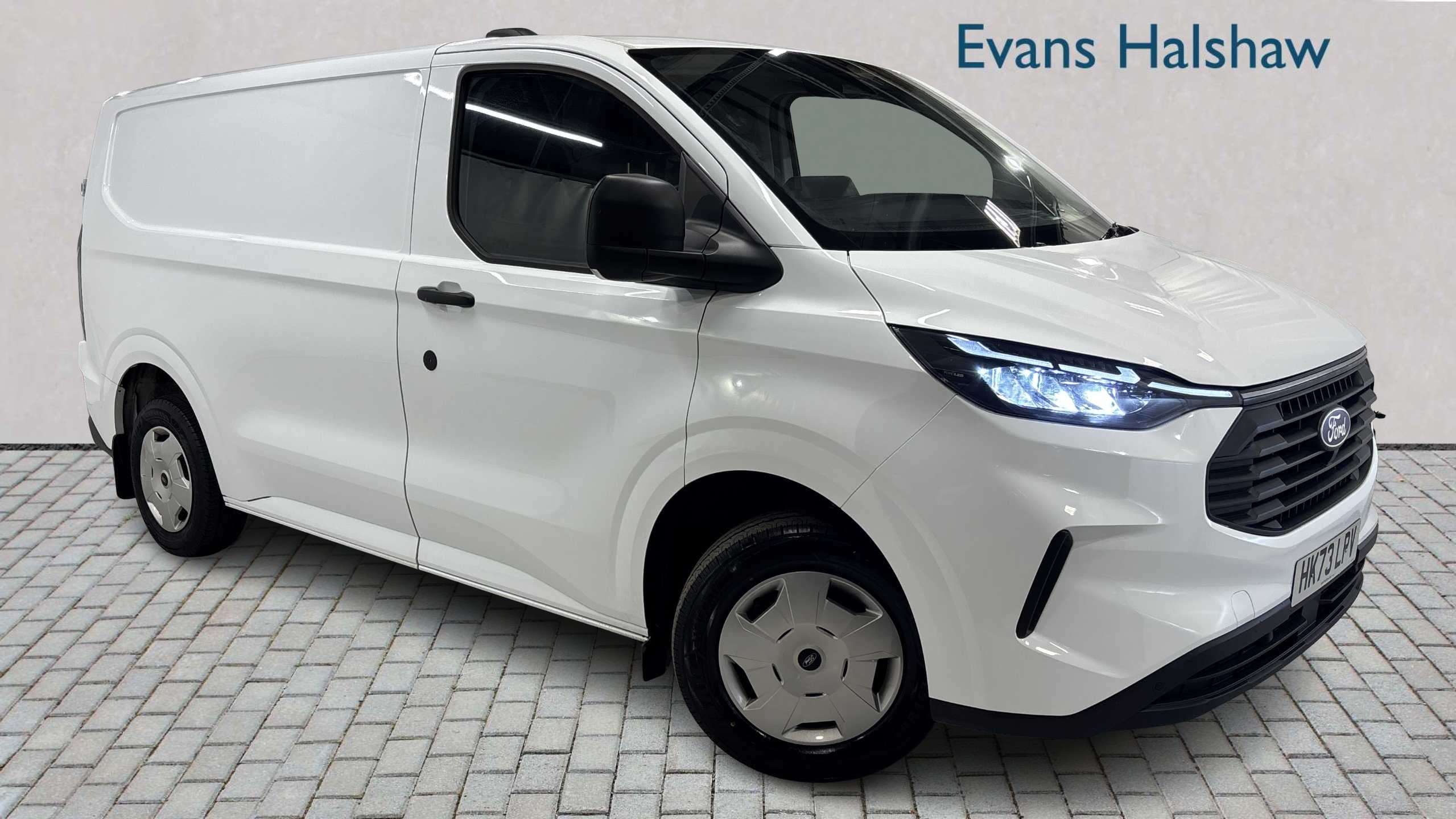 Main listing image - Ford Transit Custom