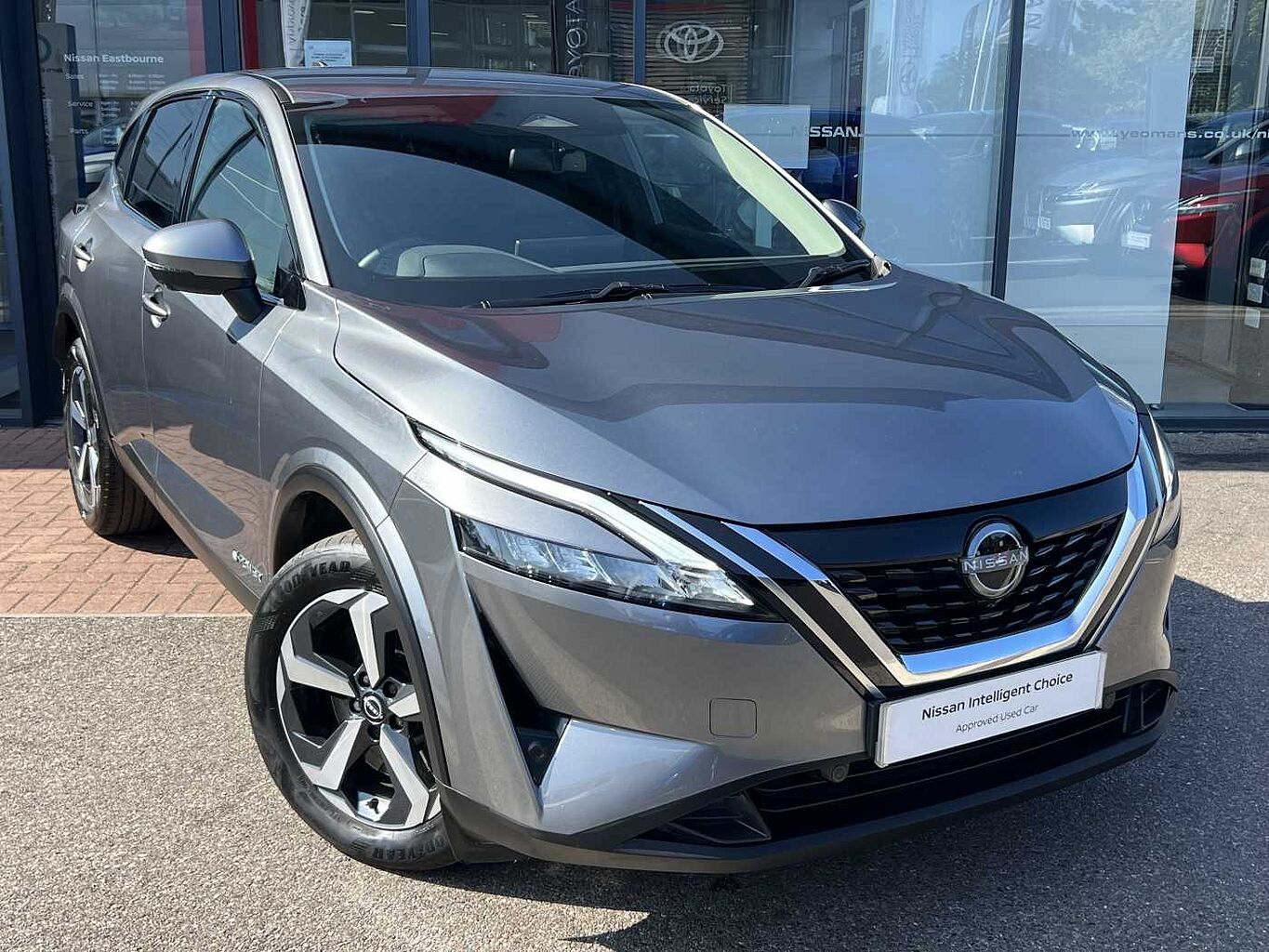 Main listing image - Nissan Qashqai