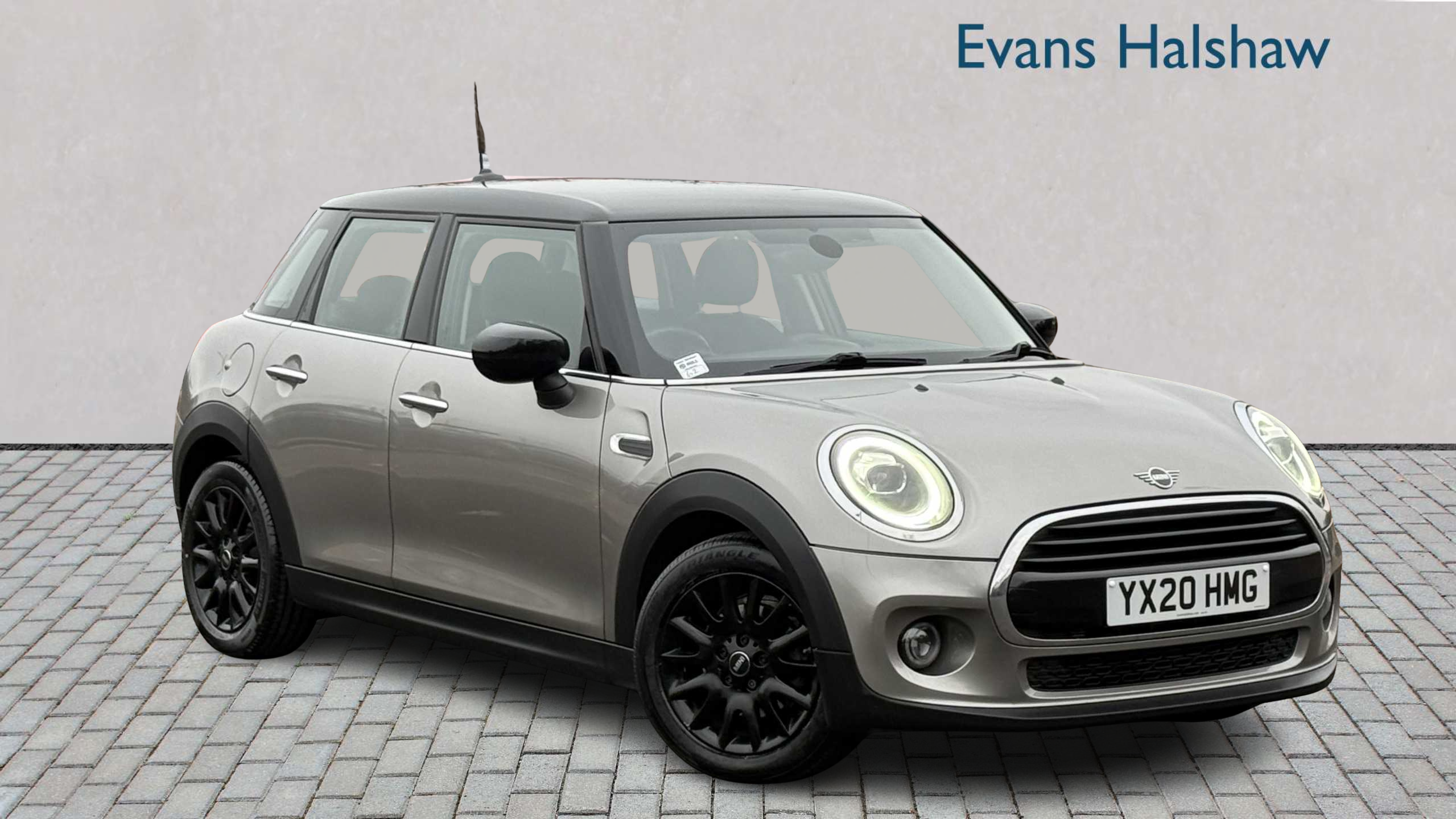 Main listing image - MINI Hatchback 5dr