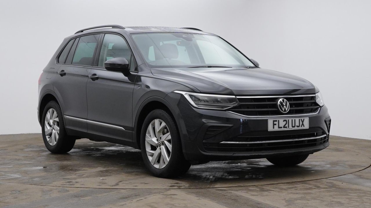 Main listing image - Volkswagen Tiguan
