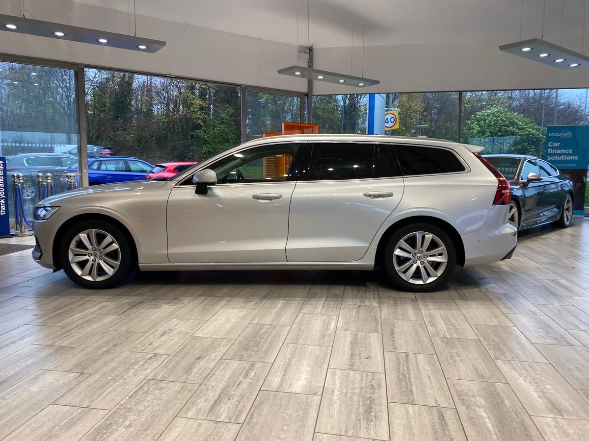 Main listing image - Volvo V60