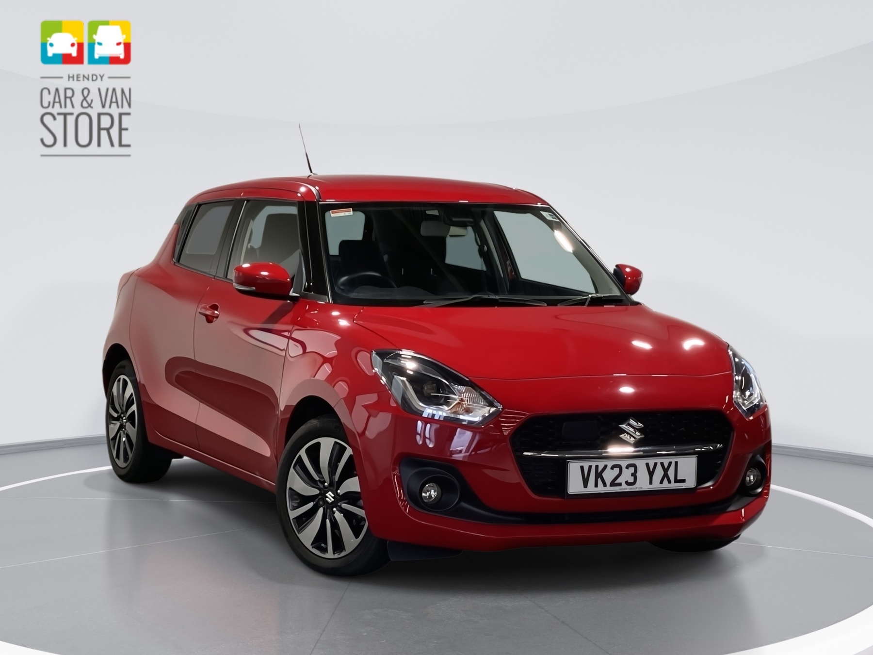 Main listing image - Suzuki Swift