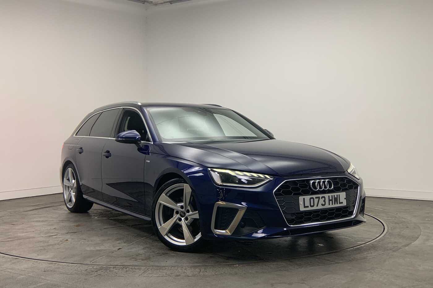 Main listing image - Audi A4