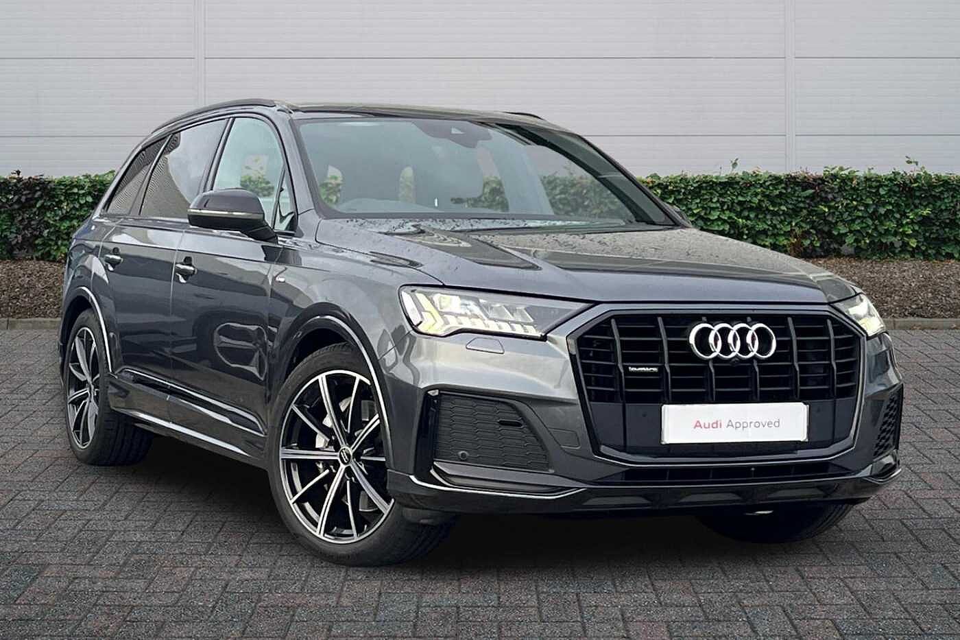 Main listing image - Audi Q7