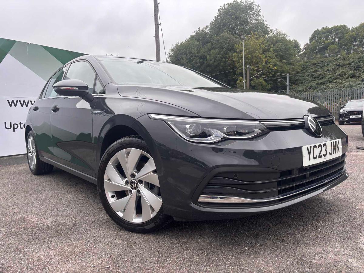 Main listing image - Volkswagen Golf