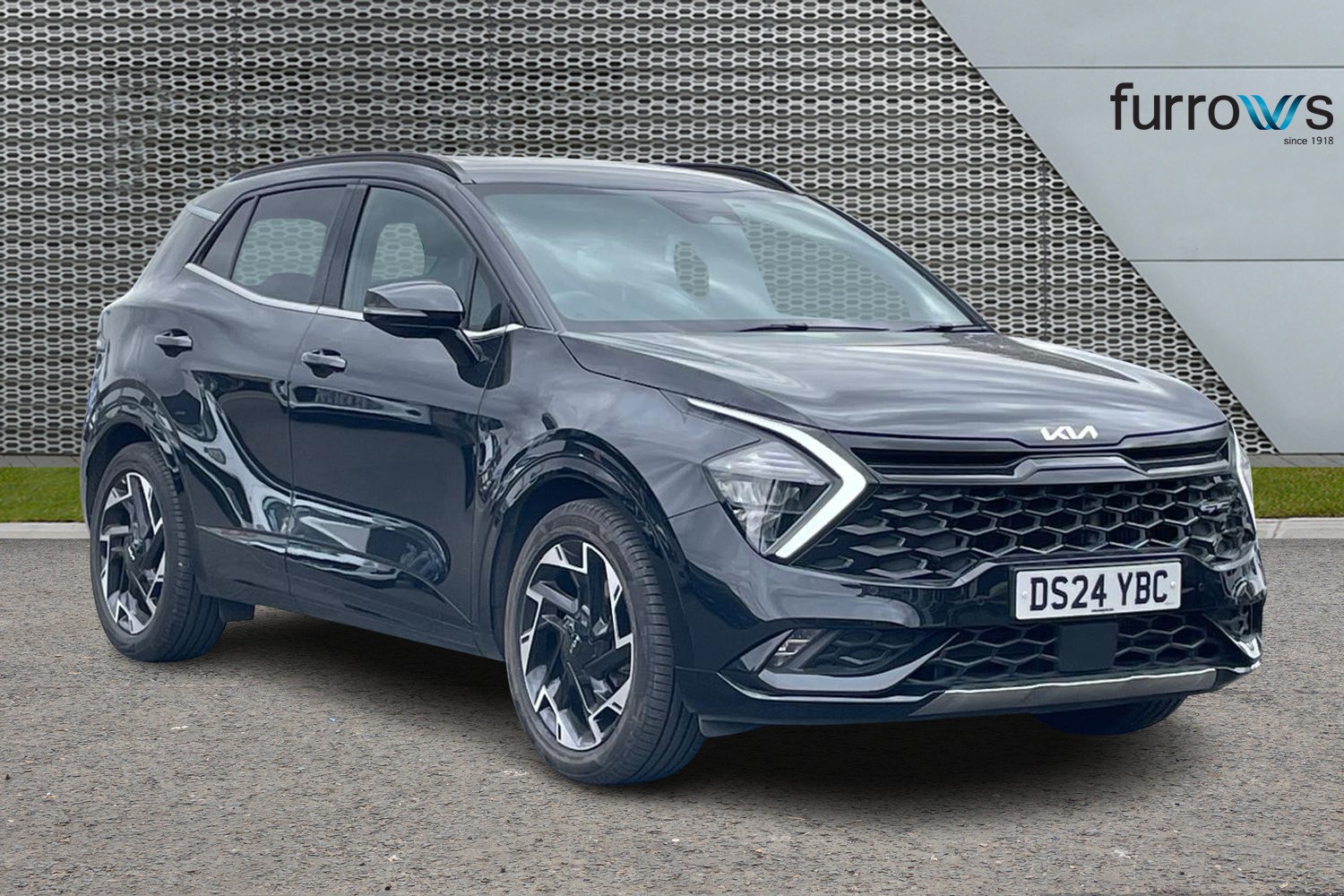 Main listing image - Kia Sportage