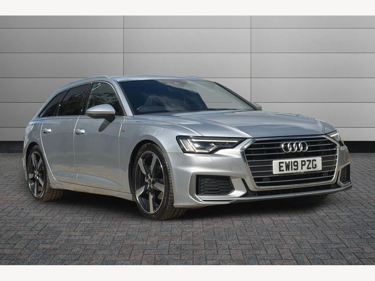 Main listing image - Audi A6