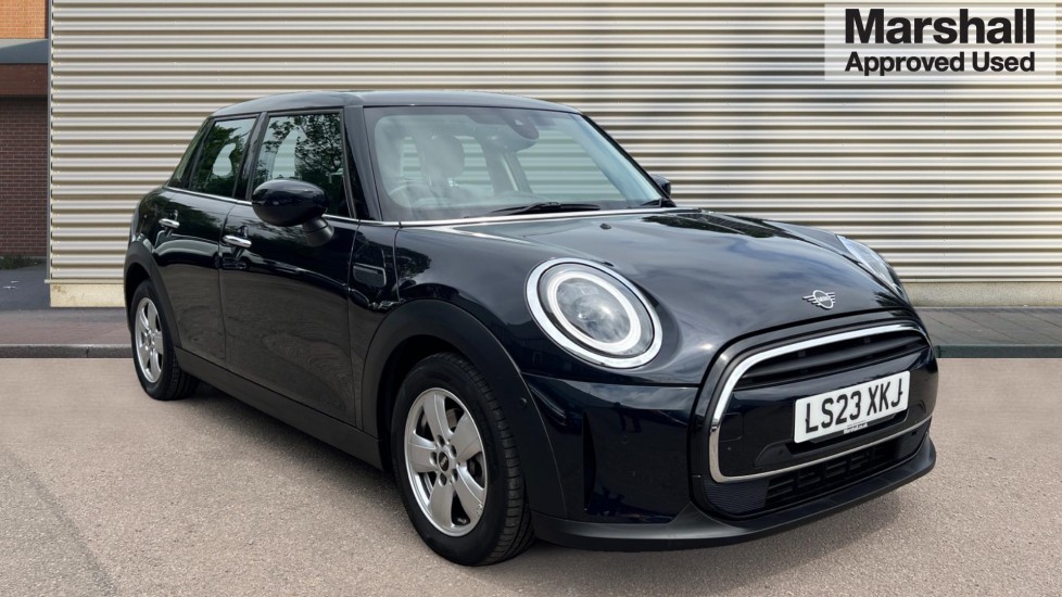 Main listing image - MINI Hatchback 5dr