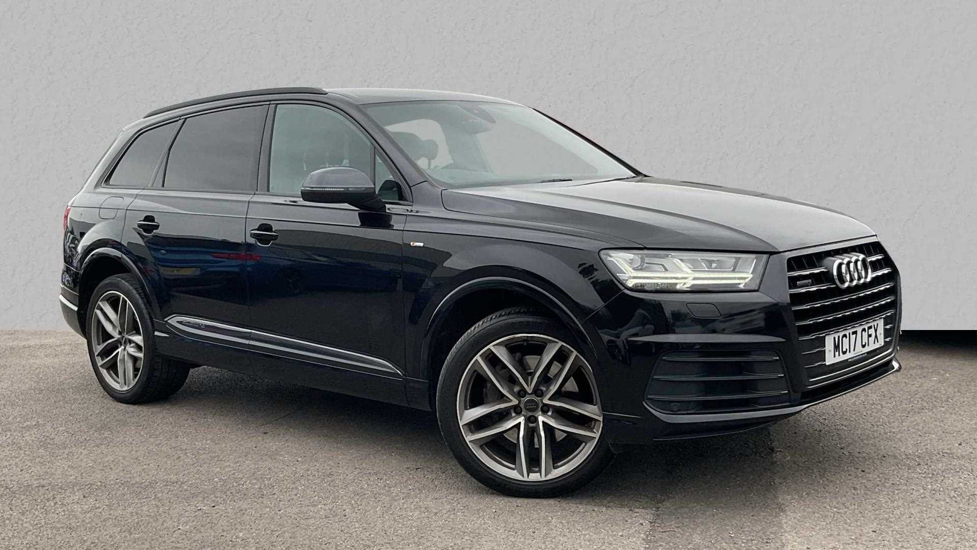 Main listing image - Audi Q7
