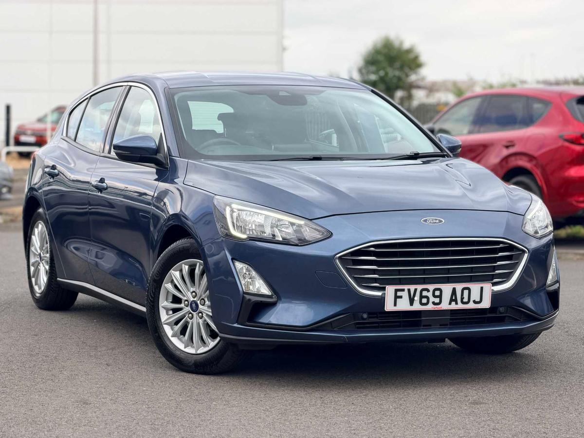 Main listing image - Ford Focus