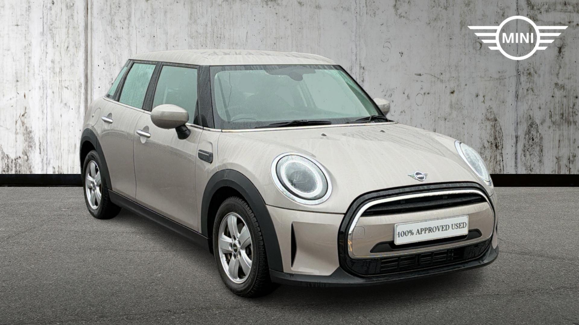 Main listing image - MINI Hatchback