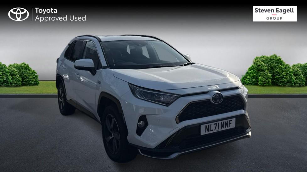 Main listing image - Toyota RAV4