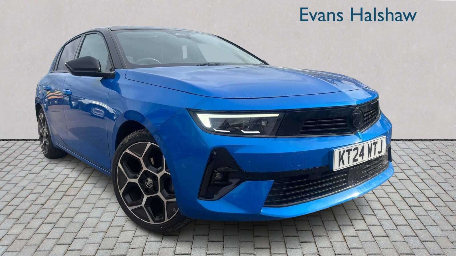 Main listing image - Vauxhall Astra