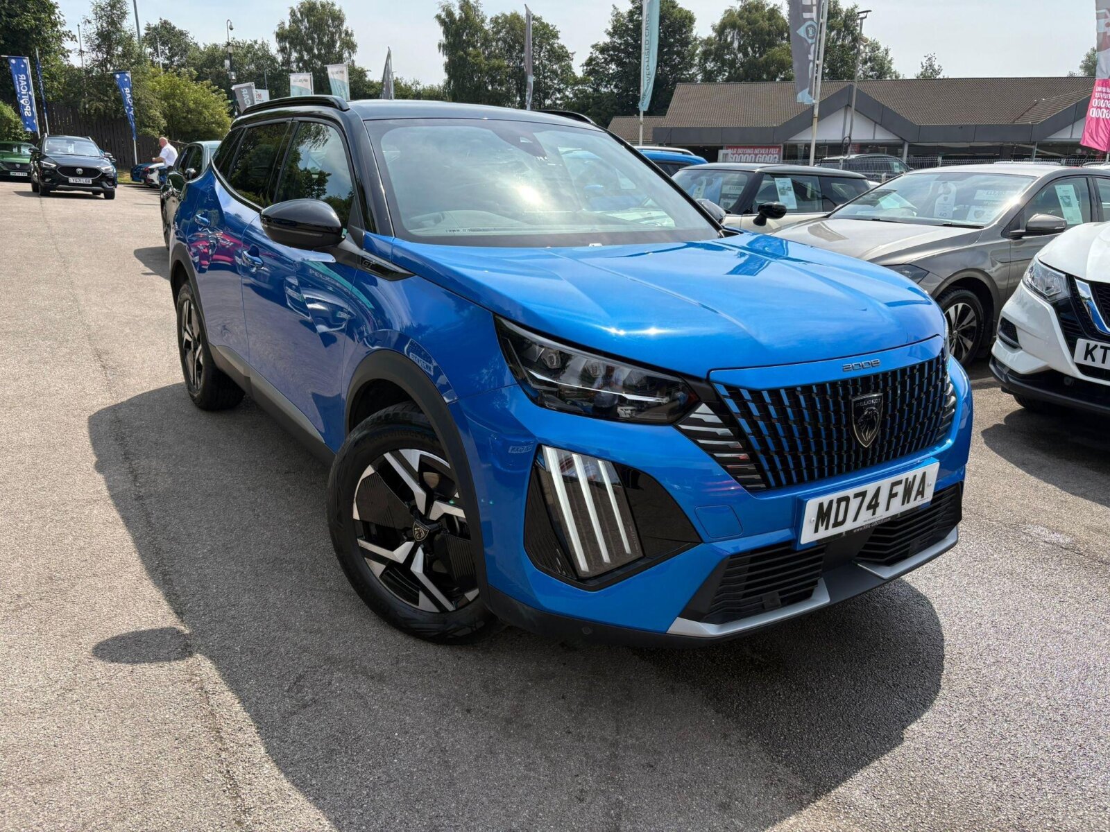 Main listing image - Peugeot 2008