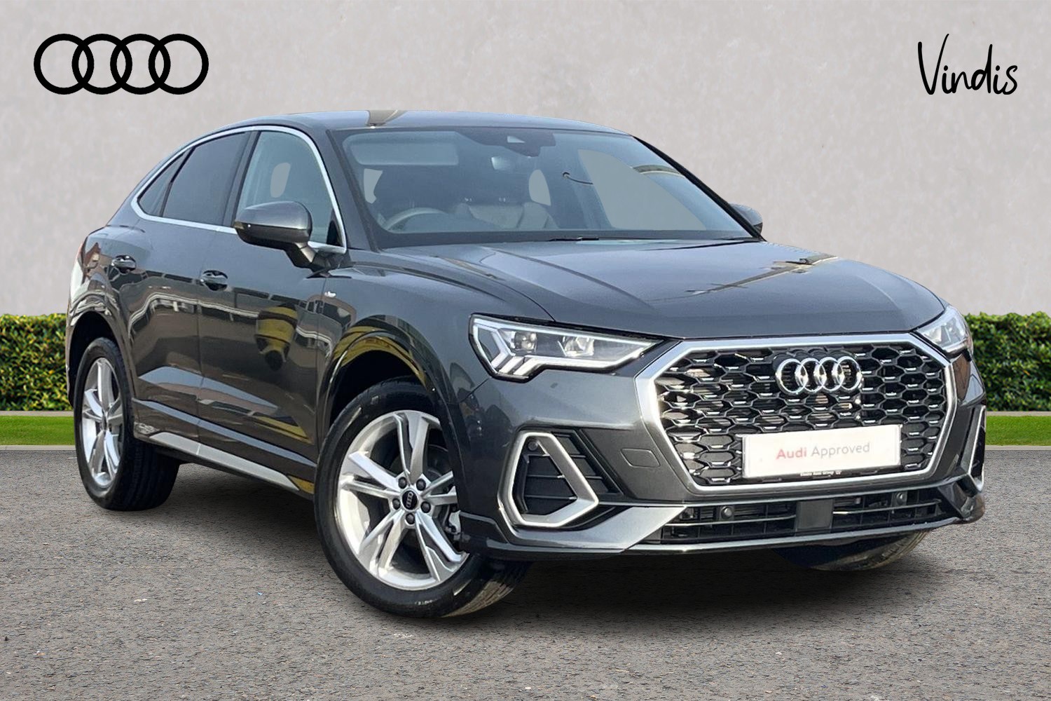 Main listing image - Audi Q3