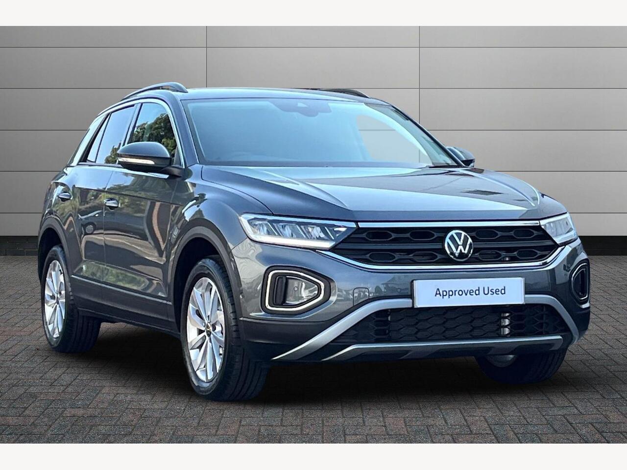 Main listing image - Volkswagen T-Roc