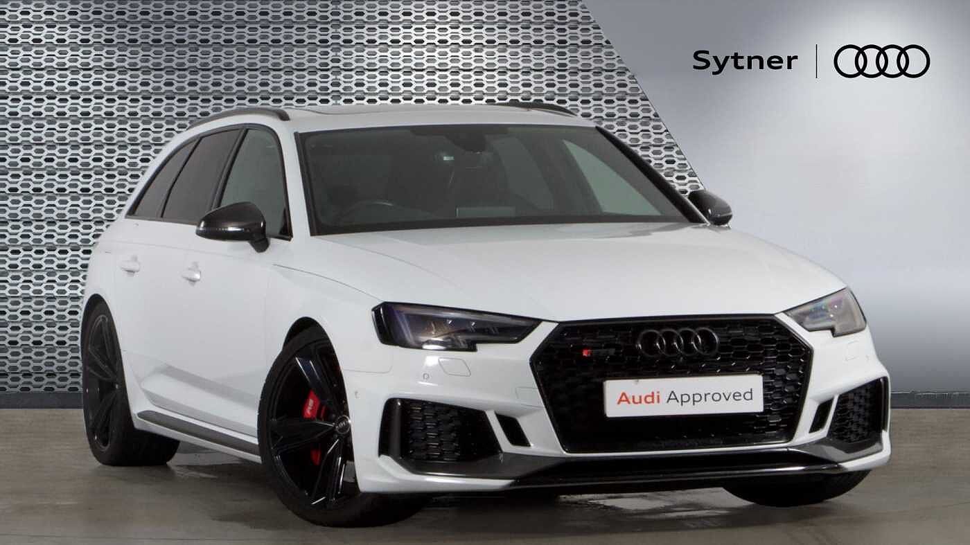 Main listing image - Audi RS4