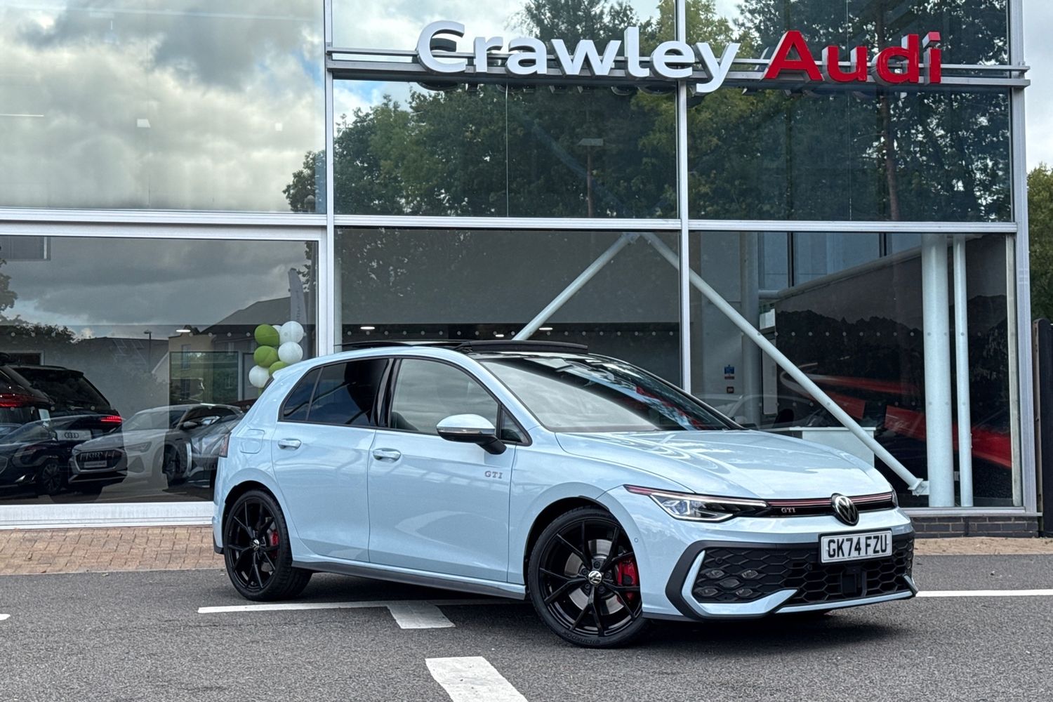Main listing image - Volkswagen Golf GTI