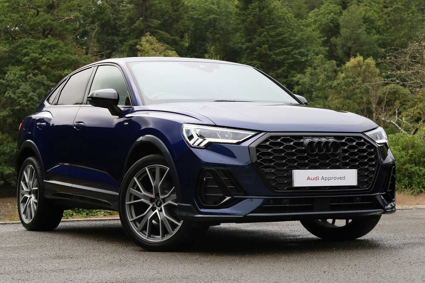 Main listing image - Audi Q3