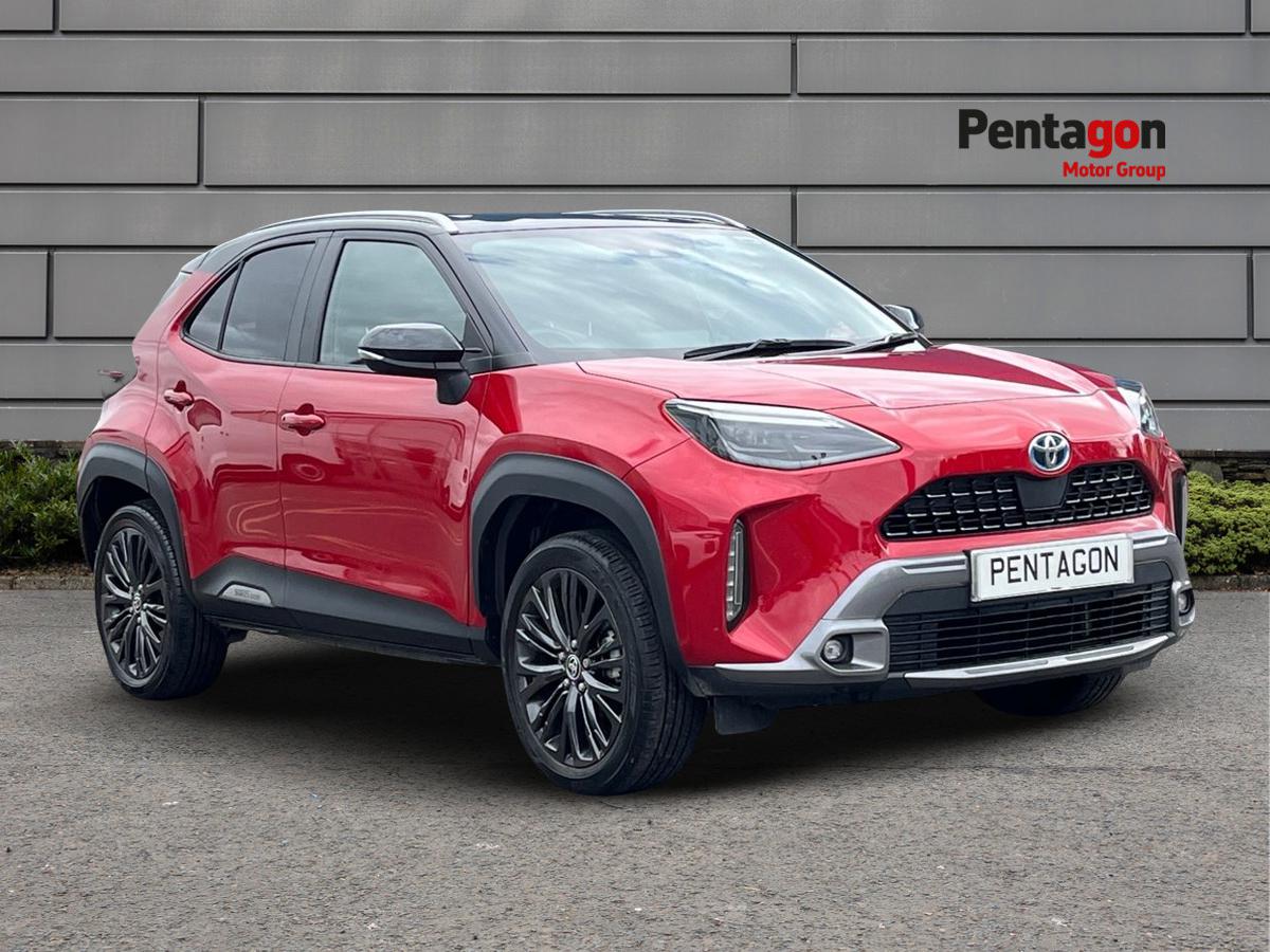 Main listing image - Toyota Yaris Cross