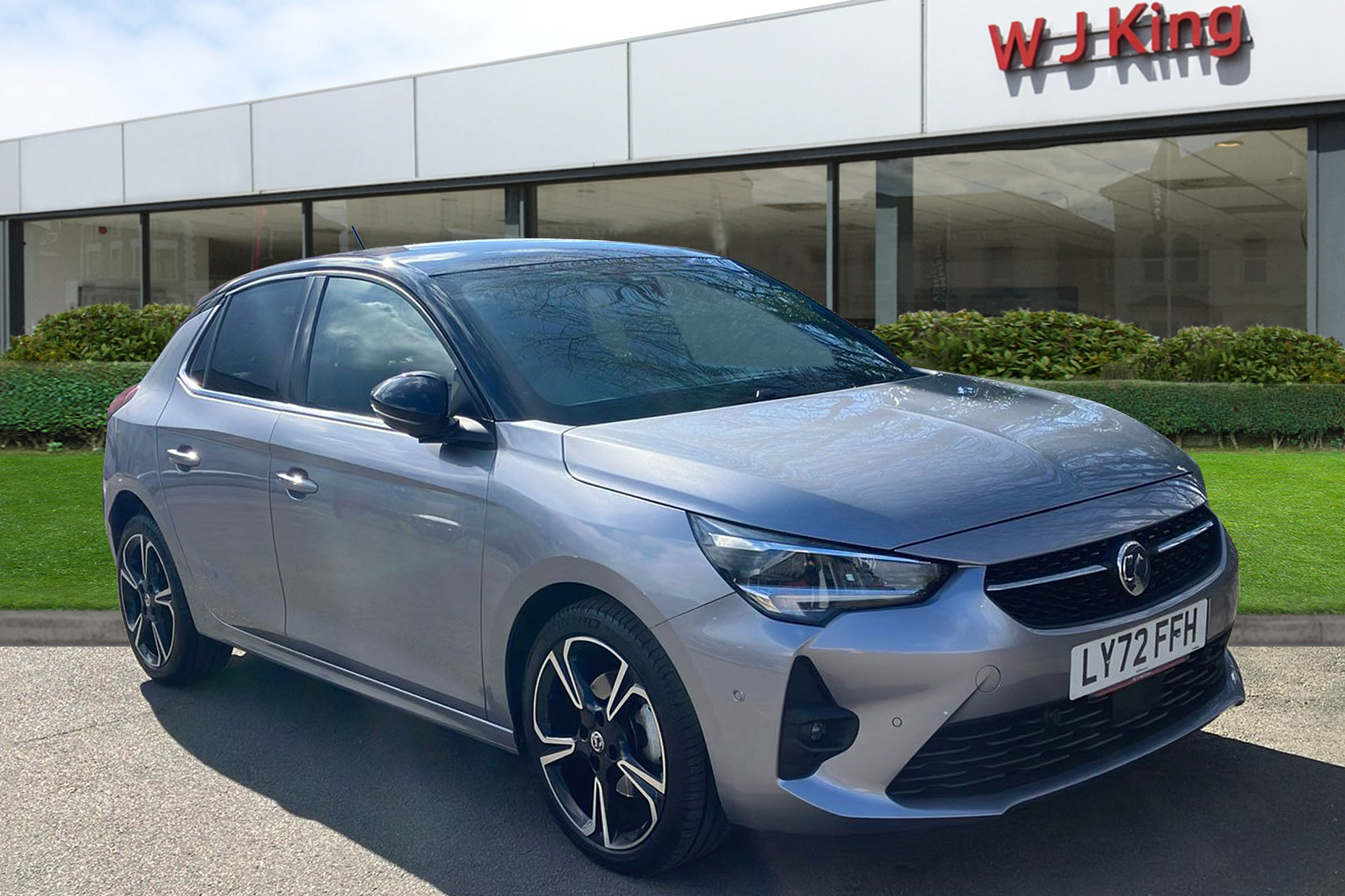 Main listing image - Vauxhall Corsa