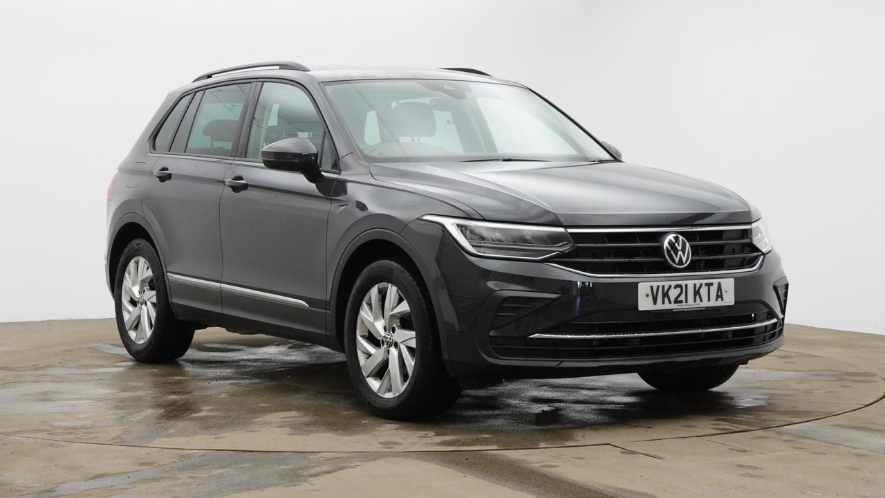 Main listing image - Volkswagen Tiguan