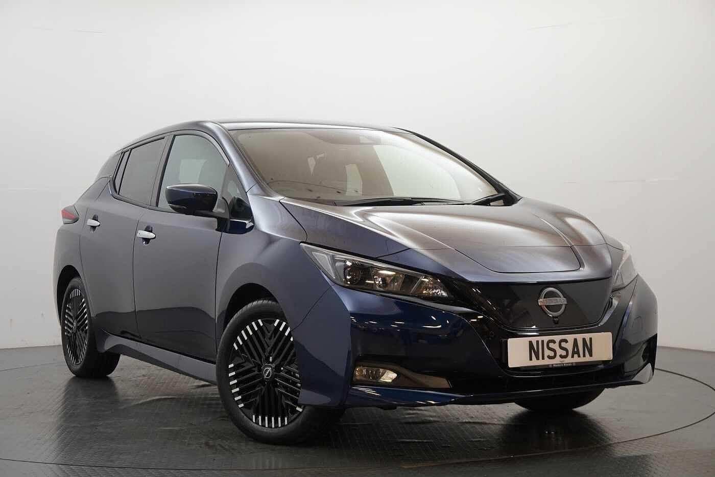 Main listing image - Nissan Leaf