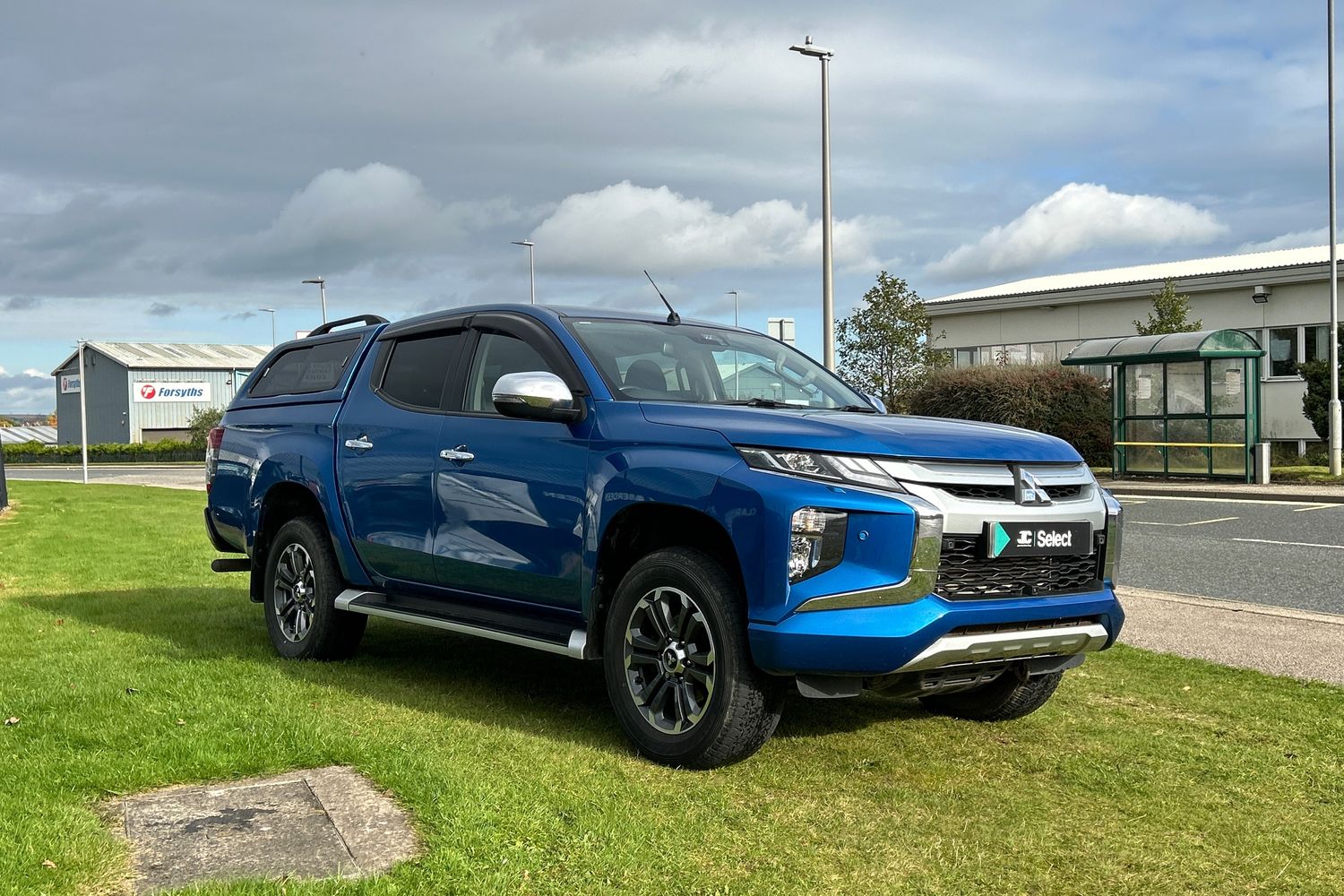 Main listing image - Mitsubishi L200