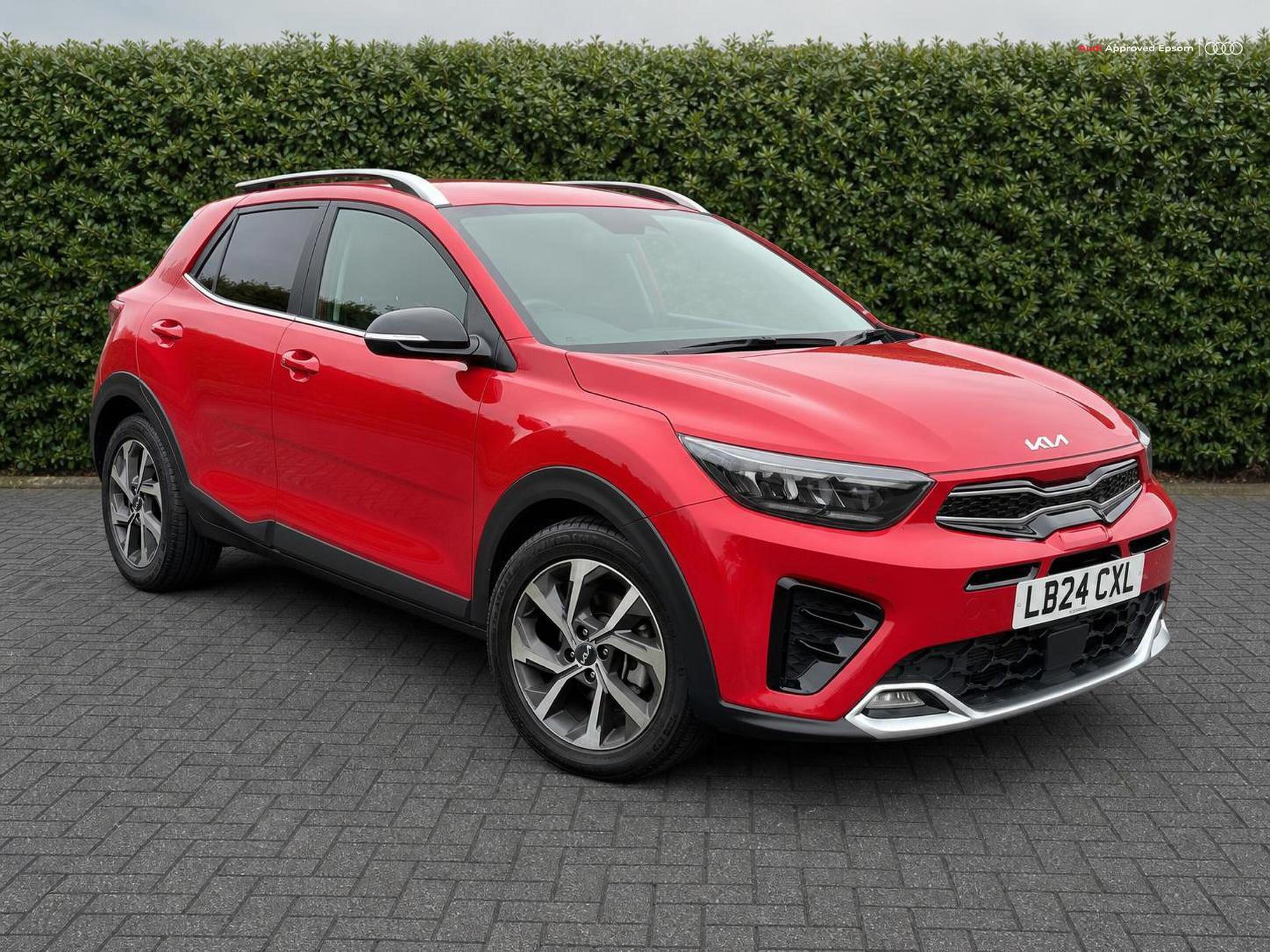 Main listing image - Kia Stonic