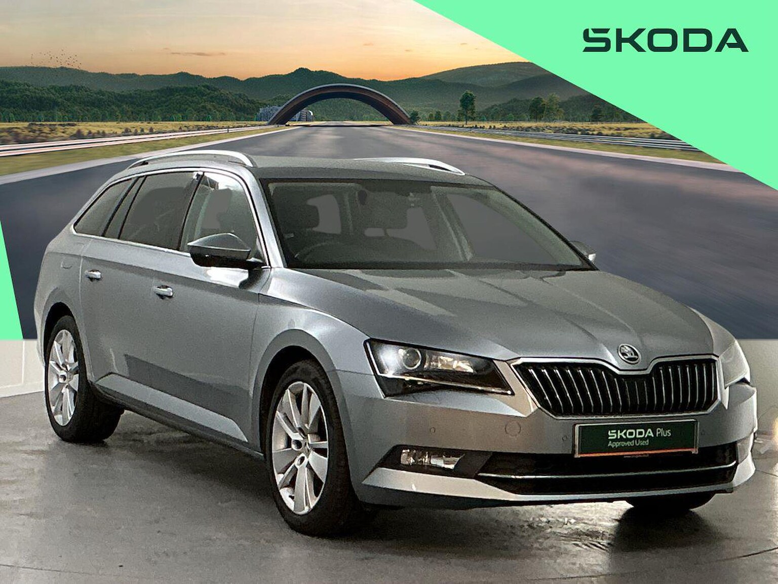 Main listing image - Skoda Superb